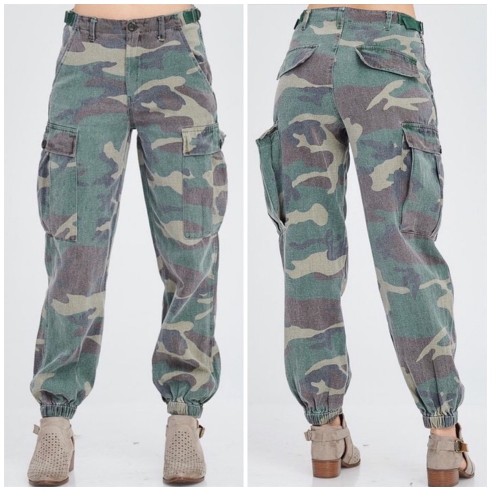 โ๏ธLAST2๏ธโฃ//CAMO MILITARY PANTS